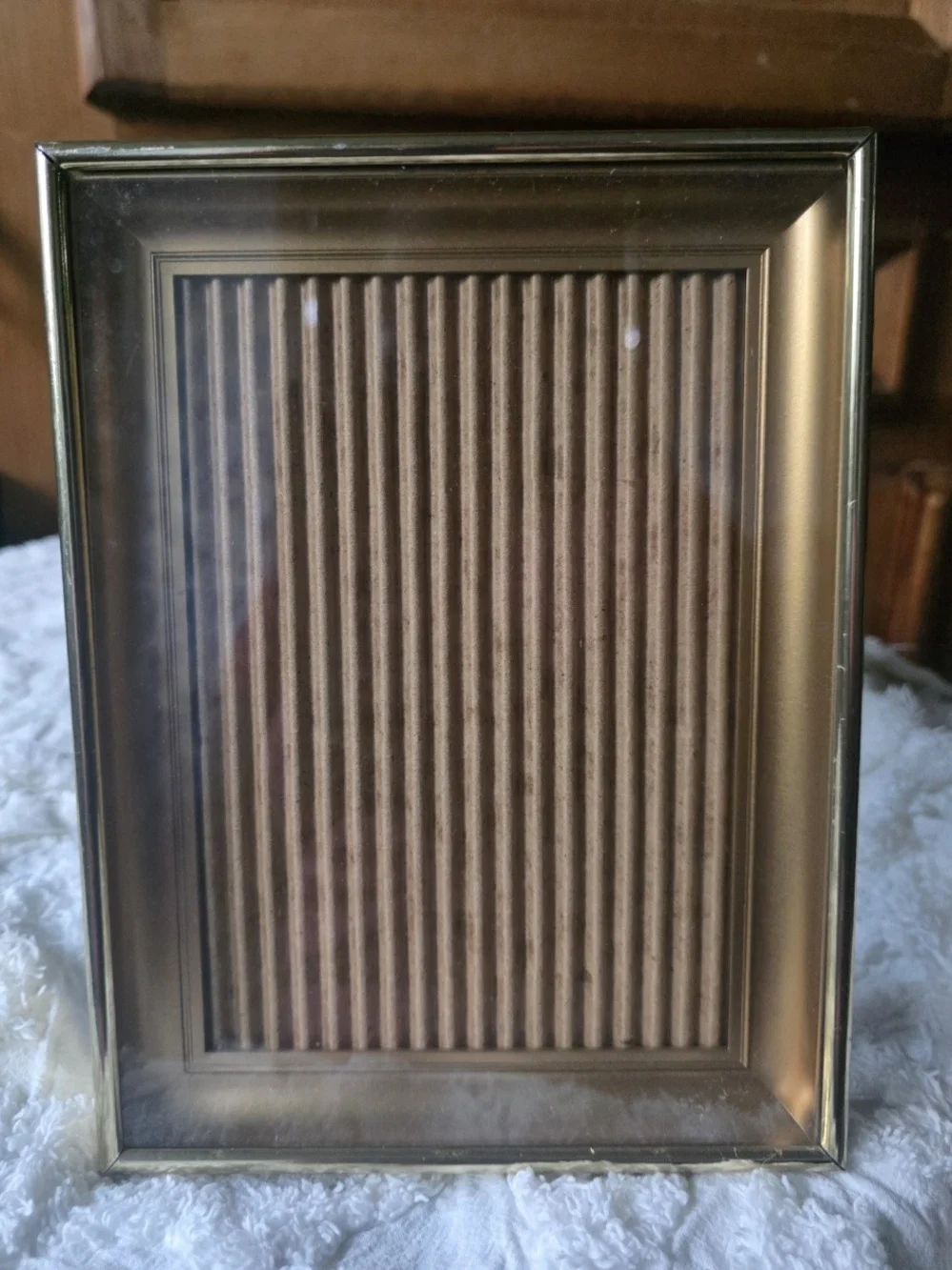 Vintage MCM Shadowbox Picture Frame Picture Area 4.5x6.6